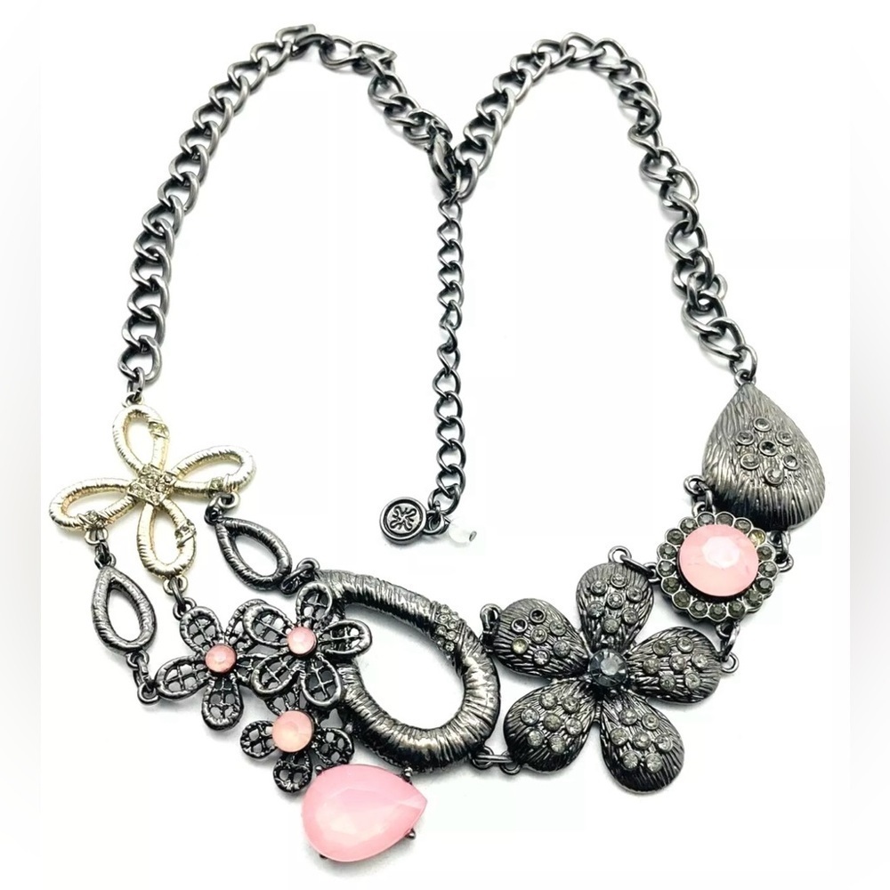 DANA BUCHMAN Gunmetal Floral Necklace Pink Gems Floral Nature Botanical Garden